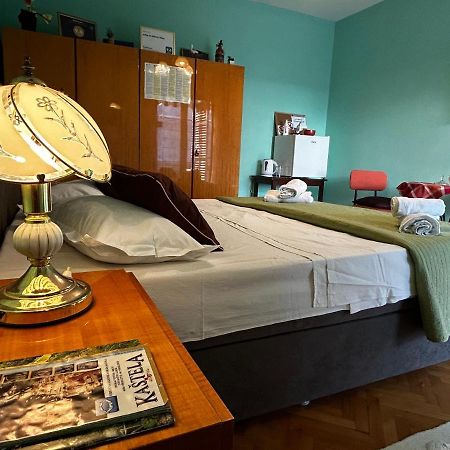 Soba Za Odmor Nika Hotel Kaštela Buitenkant foto