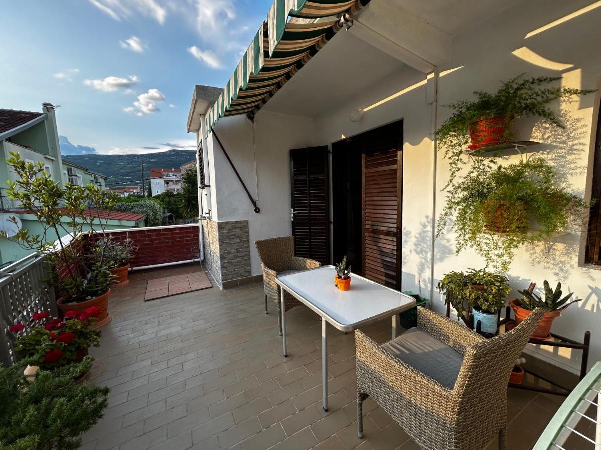 Soba Za Odmor Nika Hotel Kaštela Buitenkant foto