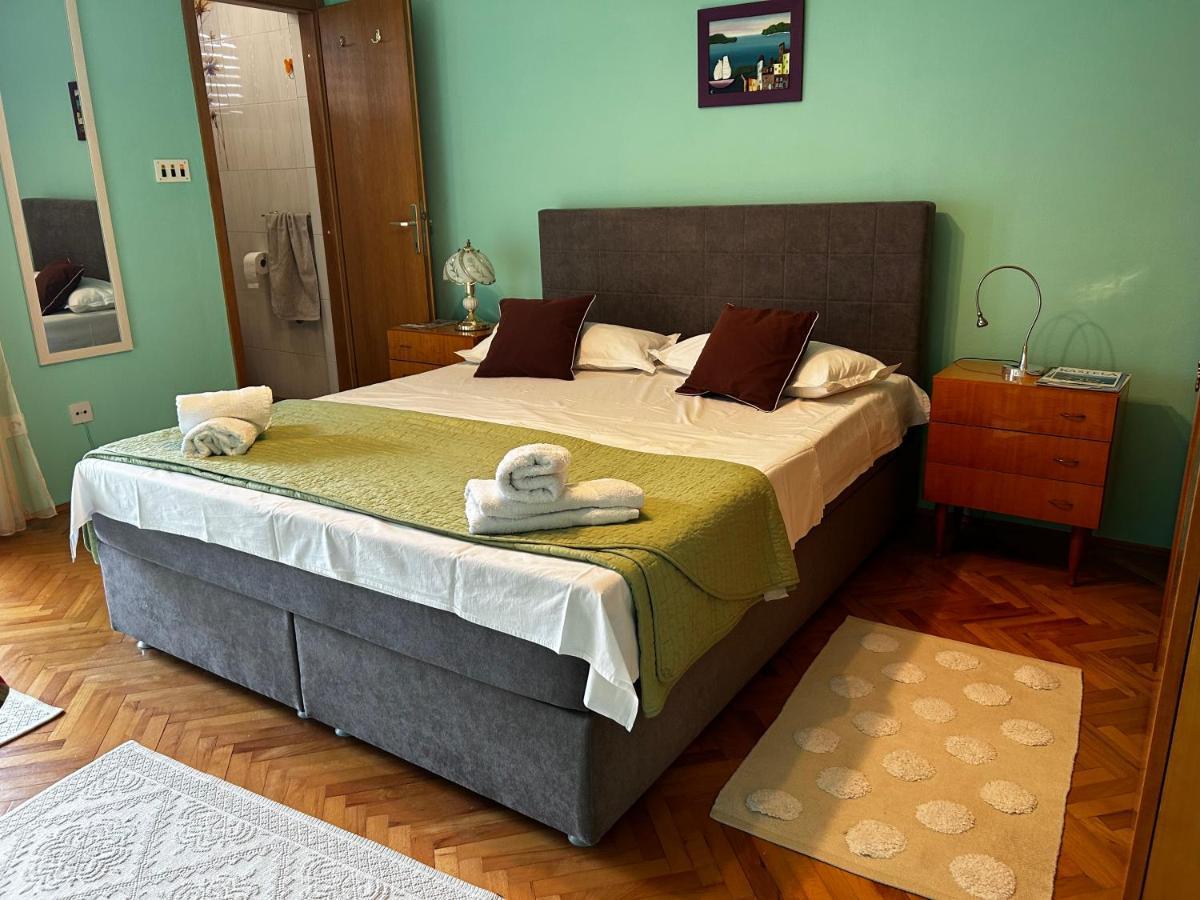 Soba Za Odmor Nika Hotel Kaštela Buitenkant foto